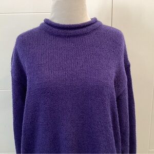 Vintage Carolyn Taylor Women's Turtleneck Sweater in Deep Purple
